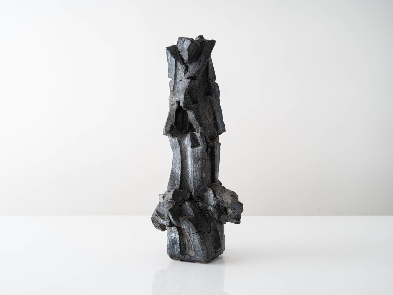 SHOZO MICHIKAWA
Volcano Usu Sculptural Form, 2023
Stoneware
21.75" H x 10" W x 7.25" D