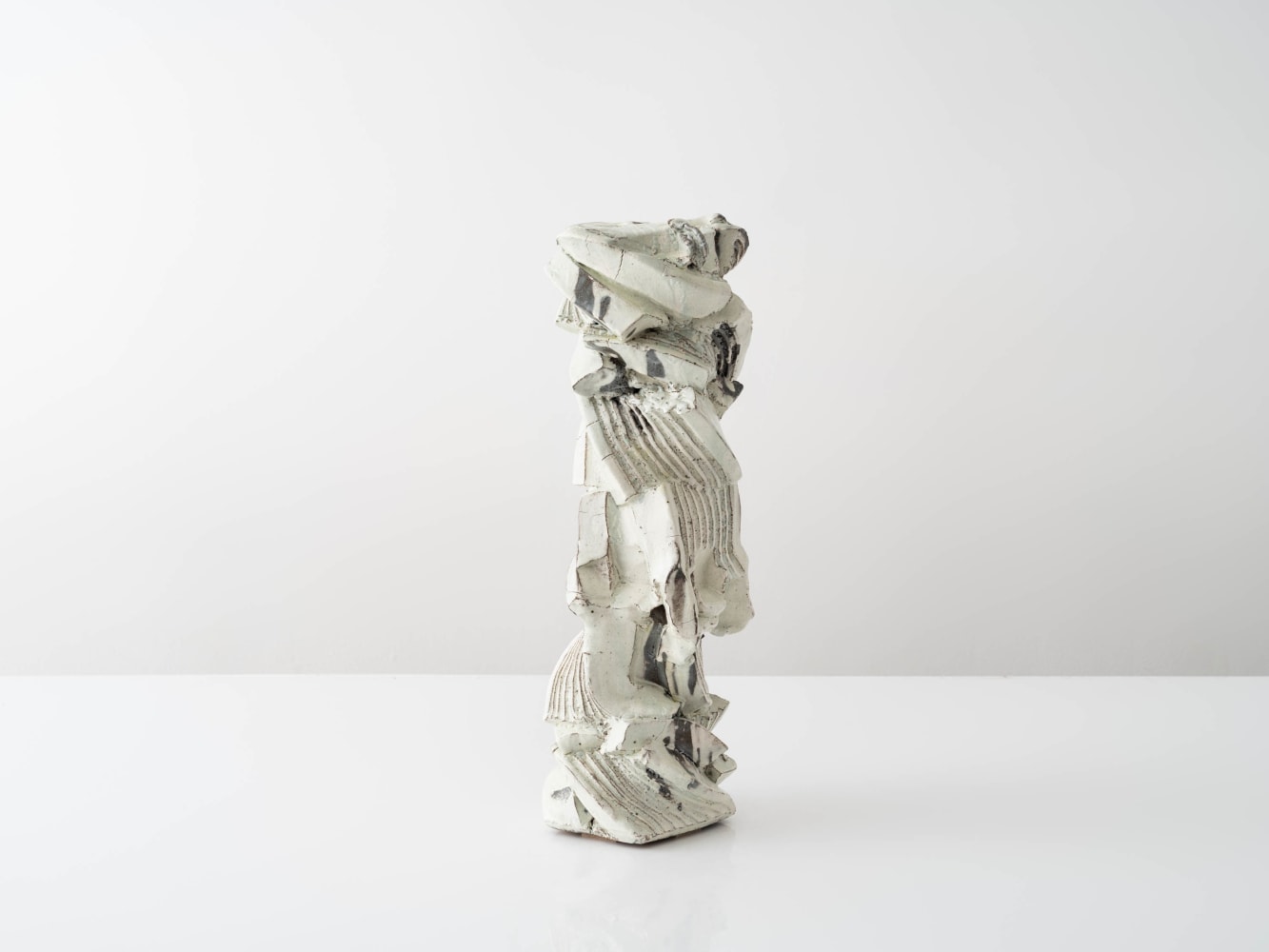 SHOZO MICHIKAWA
Kohiki Sculptural Form, 2024
Glazed stoneware
18" H x 6" Dia.