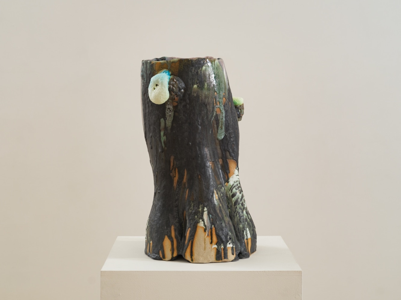 BENTE SKJ&amp;Oslash;TTGAARD
Family Tree #2408, 2024
Glazed stoneware
21&amp;quot; H x 14.25&amp;quot; W x 12.5&amp;quot; D