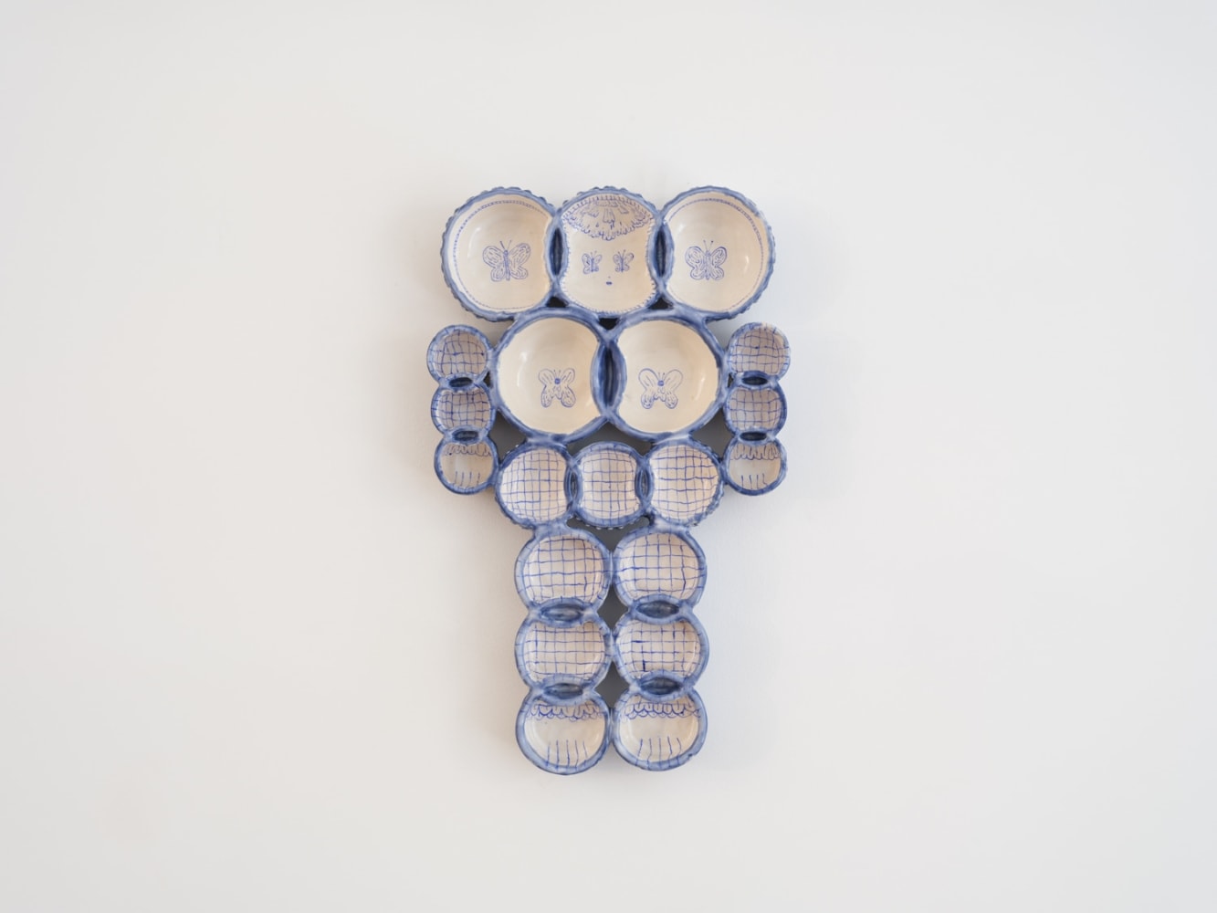 EUN-HA PAEK
Figure with Twenty Olive Bowls, 2024
Glazed stoneware
15.5" H x 9.5" W x 1.25" D