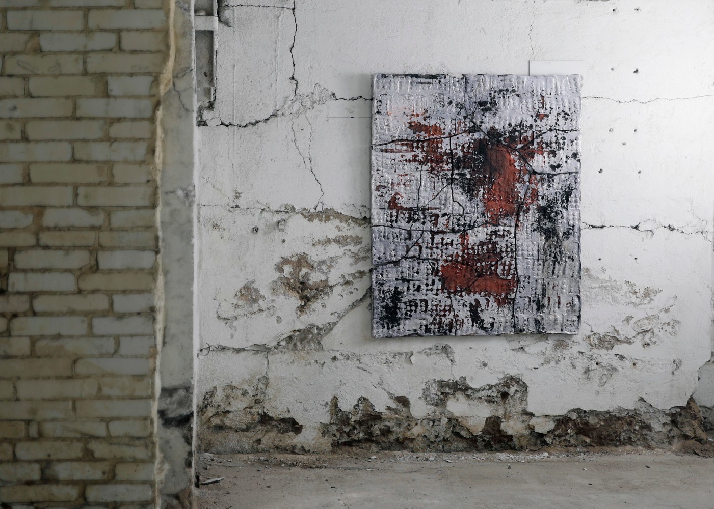 PEKKA PAIKKARI
Winter, 2024
Glazed stoneware, reclaimed wood
55" H x 44.5" W