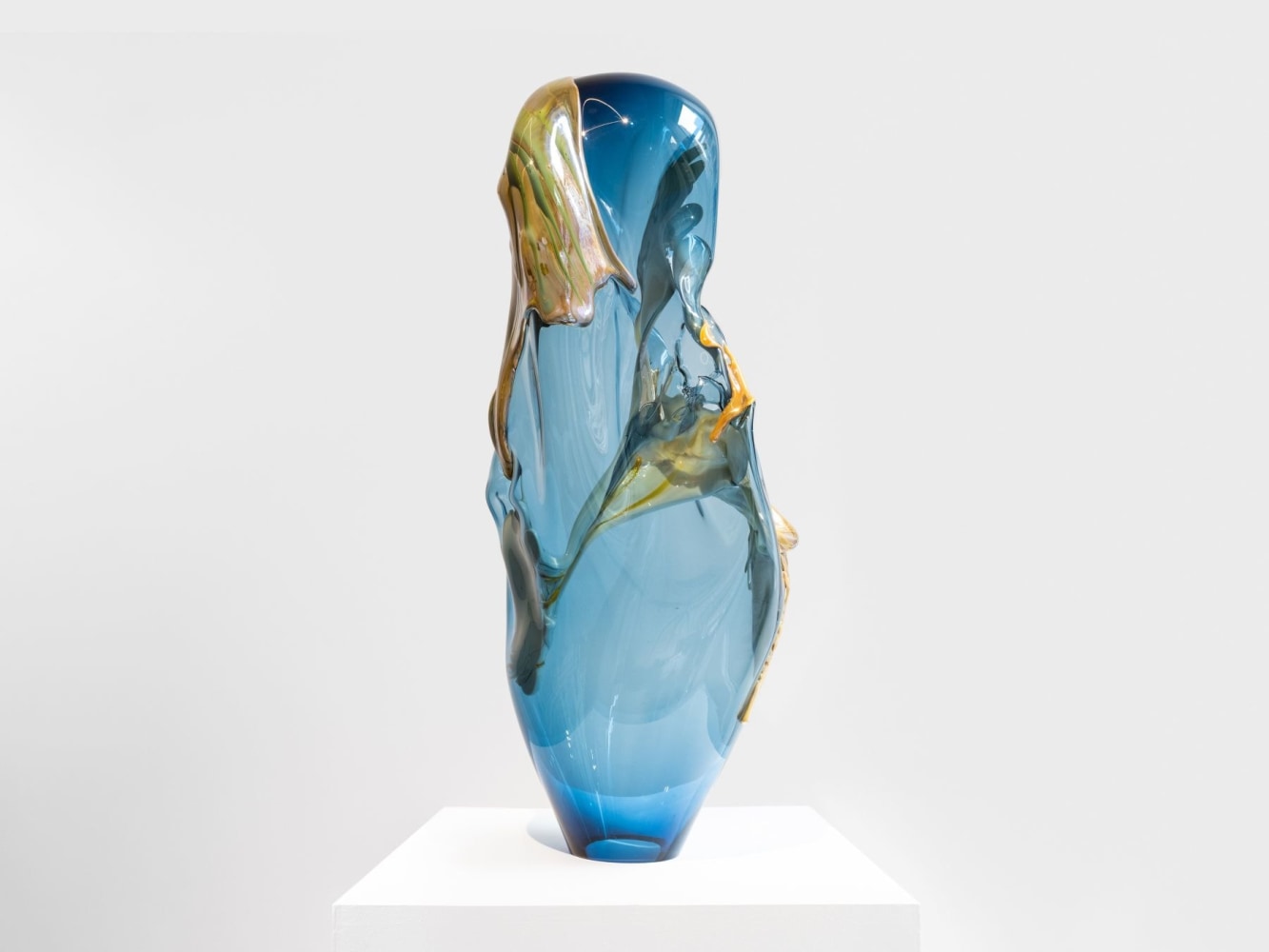 BJ&amp;Oslash;RN FRIBORG

Implosion, 2023

Hand-blown glass

31.25&amp;rdquo; H x 12.5&amp;rdquo; Dia