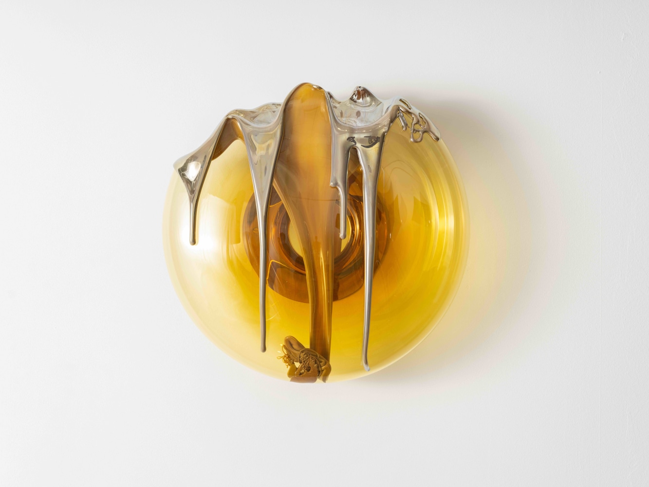 BJ&amp;Oslash;RN FRIBORG

Implosion, 2023

Hand-blown glass

17&amp;rdquo; Dia x 6.5&amp;quot; D