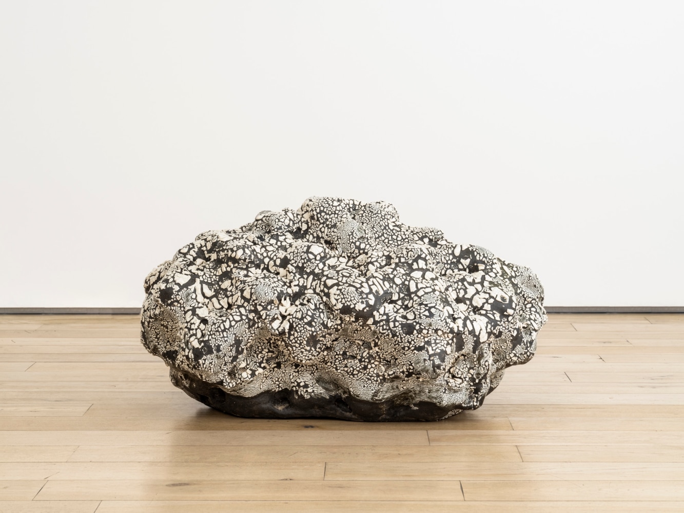 DONNA GREEN
Untitled, 2020
Glazed stoneware
15” H x 30” L x 21” D