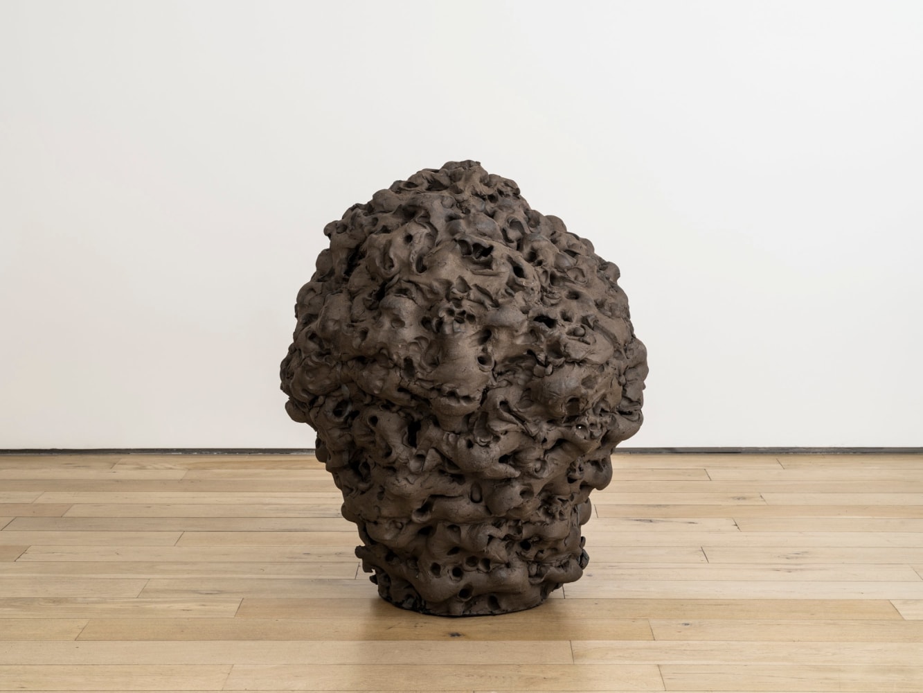 DONNA GREEN
Untitled, 2023
Glazed stoneware
32&amp;rdquo; H x 26&amp;rdquo; Dia