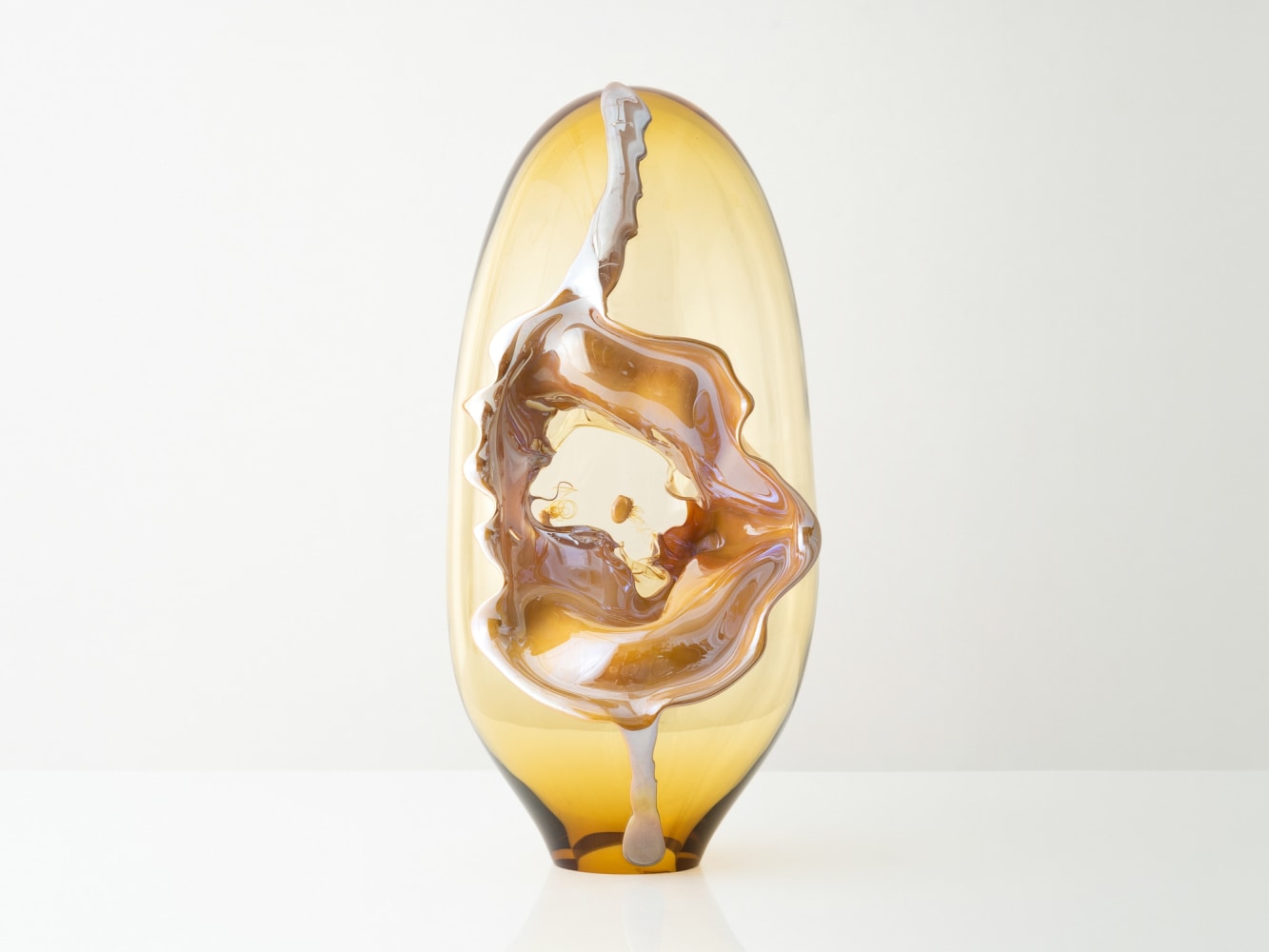 BJ&amp;Oslash;RN FRIBORG

Implosion, 2023

Hand-blown glass

29.75&amp;quot; H x 14.5&amp;quot; Dia
