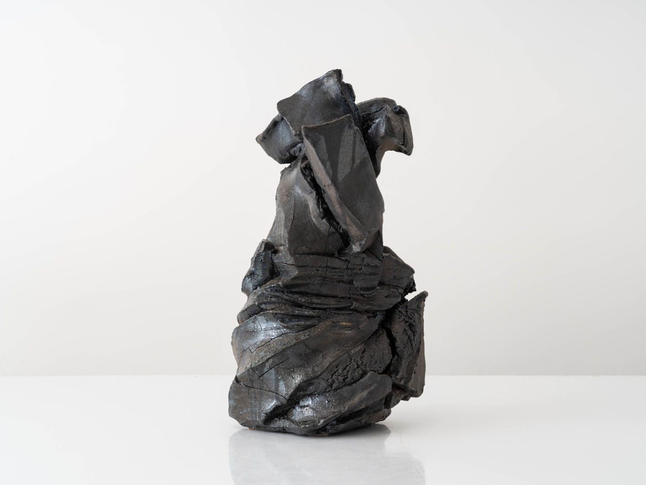SHOZO MICHIKAWA
Volcano Usu Sculptural Form, 2023
Stoneware
17" H x 9" W x 8" D