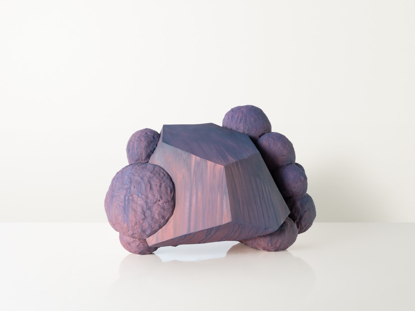 JOHN SHEA
Itinerante, 2022
Ceramic, oil enamel paint
21&amp;quot; H x 16&amp;quot; W x 12.5&amp;quot; D