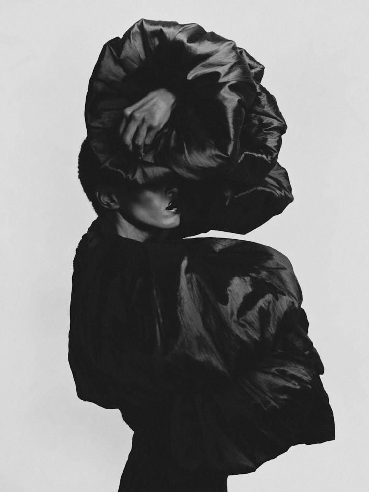 Jackson Fine Art Features The Association of International