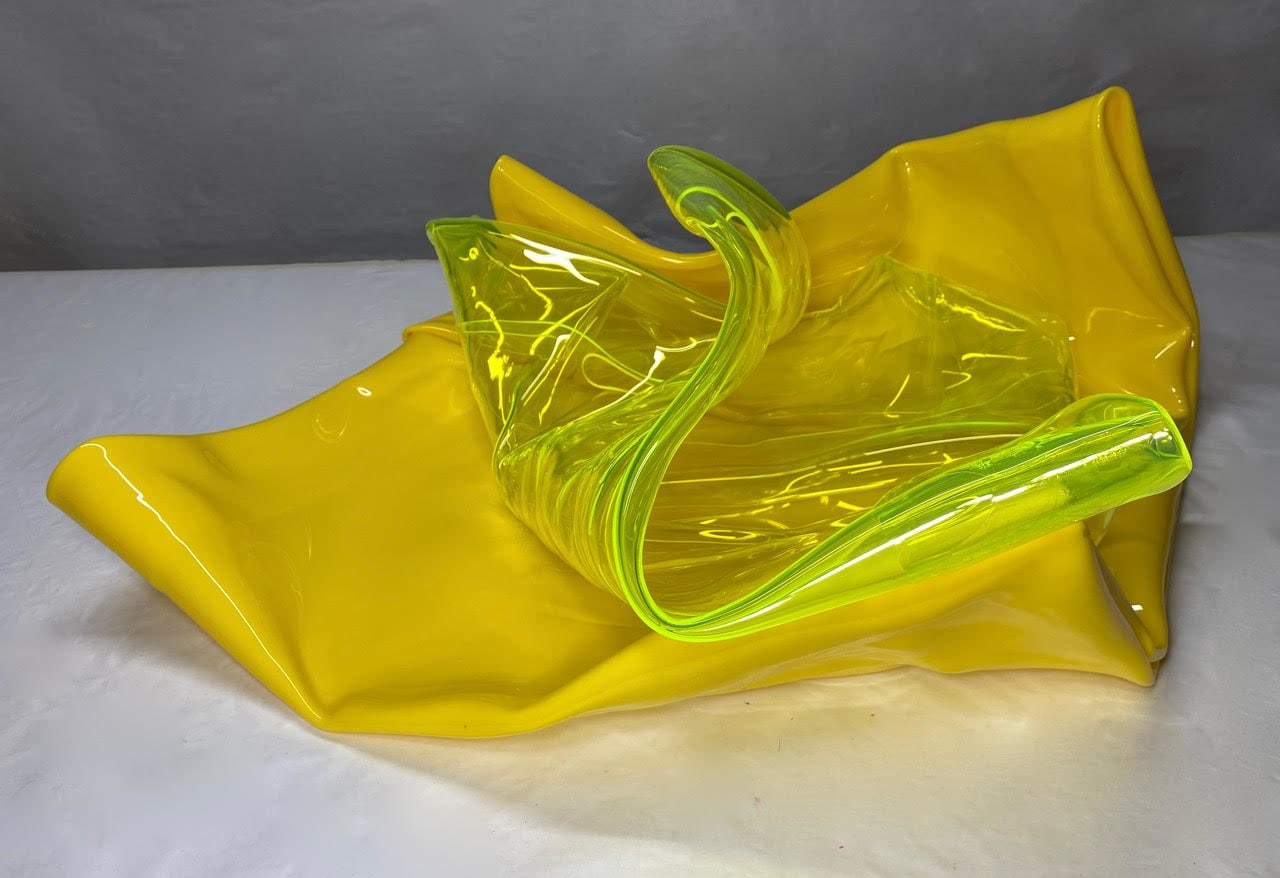 Mimi Herbert

Helios, 2024

formed acrylic

37&amp;quot; x 36&amp;quot; x 14&amp;quot;