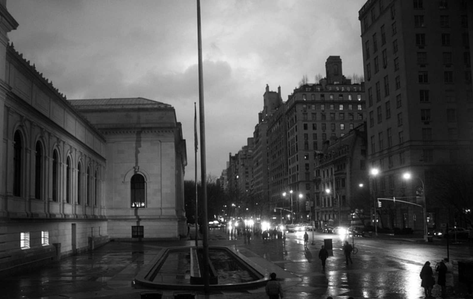 Robert Farber  Evening at the Met, 2007