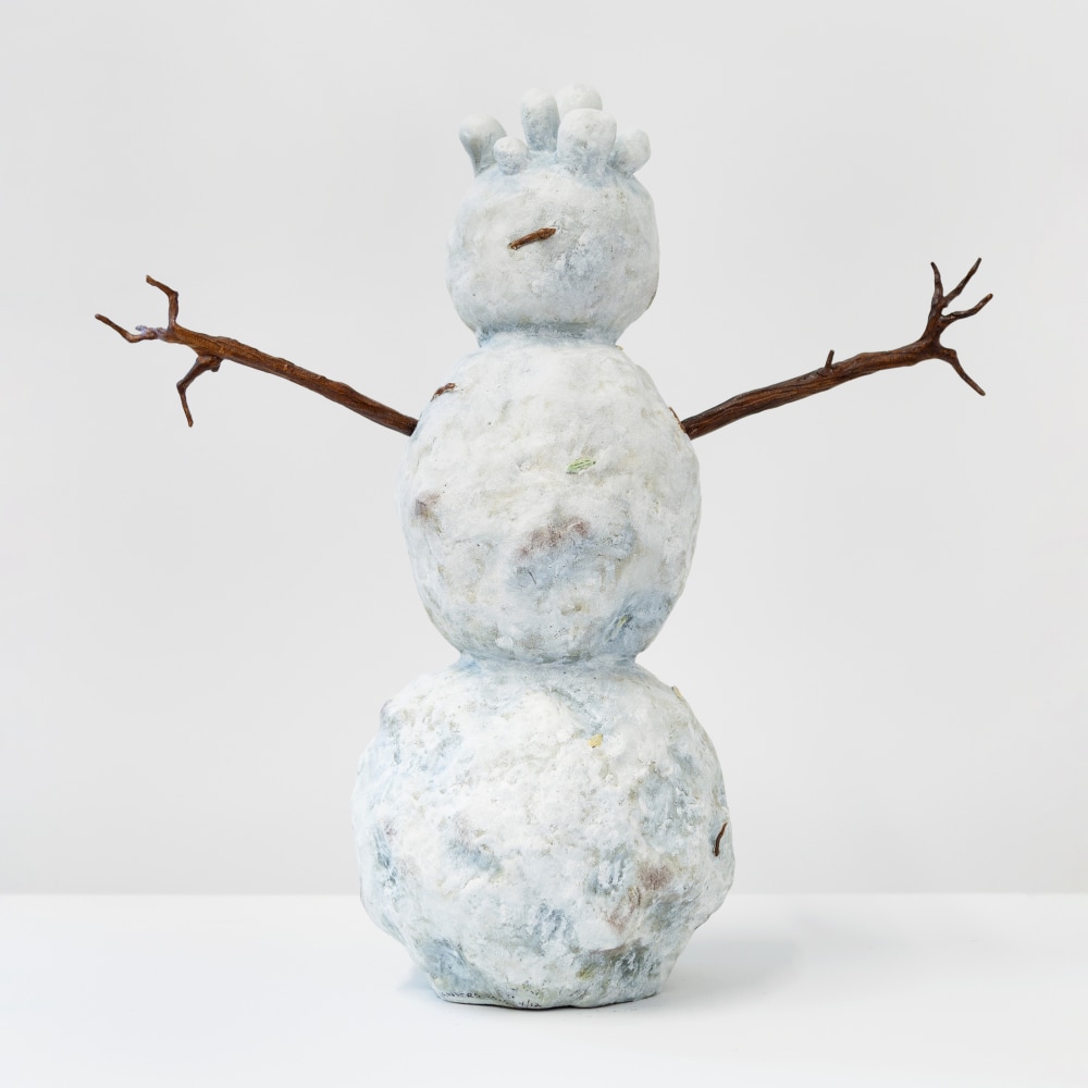Sean Landers

Snowman

2024

Bronze hand-painted in oil

15.75 x 14.5 x 7.5 inches / 40 x 37 x 19 cm

Edition of 12 + 2 AP

$24,000