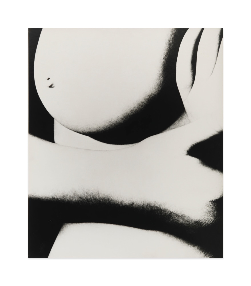 Nude, London, 1957

gelatin silver print mounted on museum board

image: 13 1/2 x 11 3/8 in. / 34.3 x 28.9 cm

sheet: 13 1/2 x 11 3/8 in. / 34.3 x 28.9 cm

mount: 20 x 16 in. / 50.8 x 40.6 cm

recto: signed, lower right