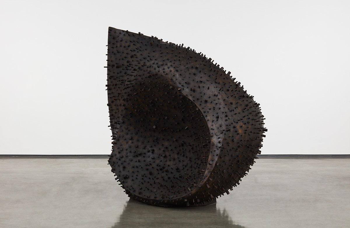 Evan Holloway
Earth Angel, 2018 (alternate view)
patinated bronze
84 1/2 x 79 x 54 inches
(214.6 x 200.7 x 137.2 cm)