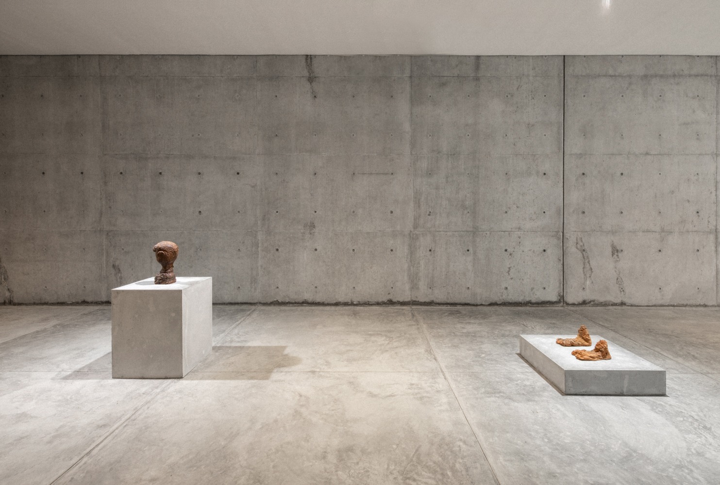 Huma Bhabha,&amp;nbsp;February 12 &amp;ndash; December 31, 2022, Fundaci&amp;oacute;n Casa Wabi,&amp;nbsp;Puerto Escondido,&amp;nbsp;Oaxaca, Mexico,&amp;nbsp;Installation&amp;nbsp;view