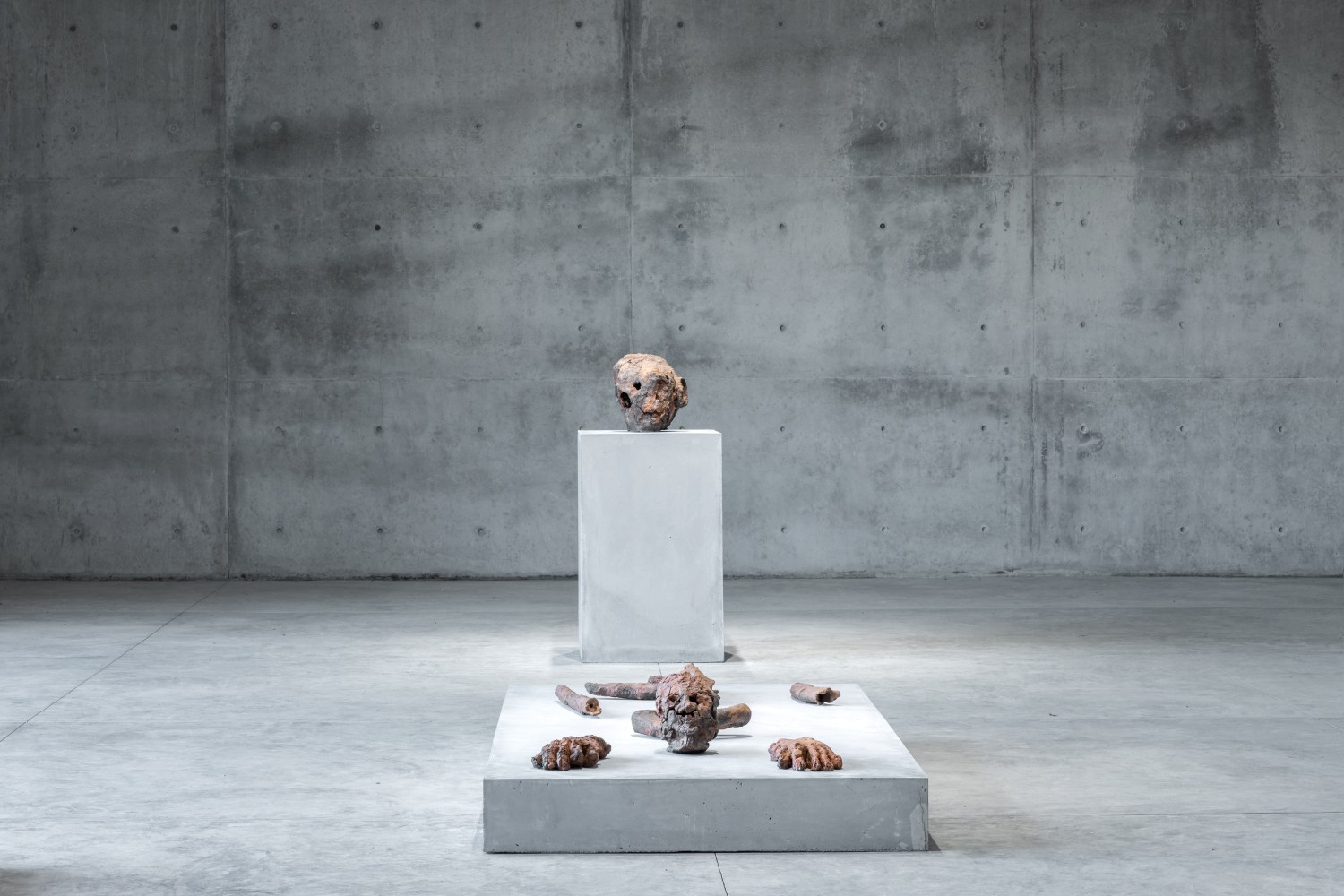 Huma Bhabha,&amp;nbsp;February 12 &amp;ndash; December 31, 2022, Fundaci&amp;oacute;n Casa Wabi,&amp;nbsp;Puerto Escondido,&amp;nbsp;Oaxaca, Mexico,&amp;nbsp;Installation&amp;nbsp;view