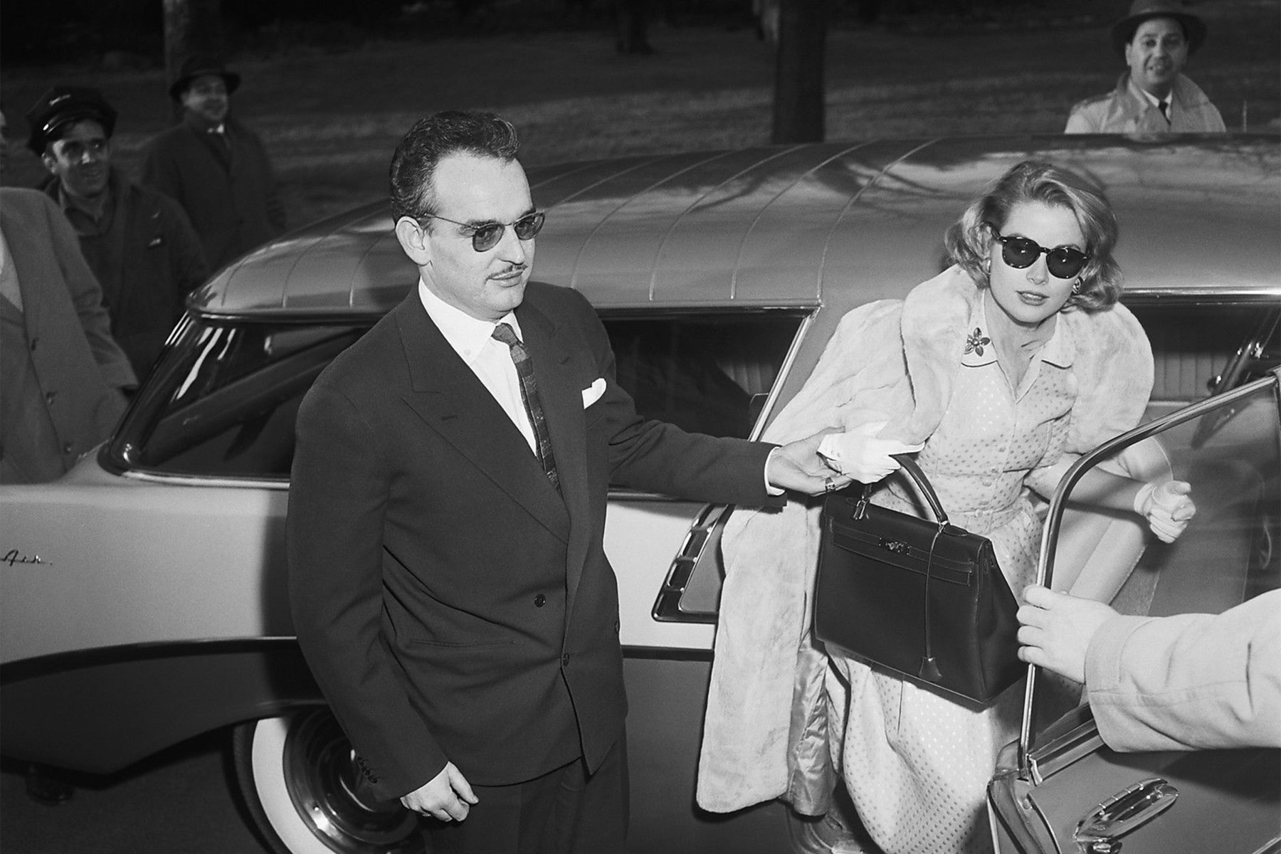 Grace Kelly with Hermès Kelly bag, 1956