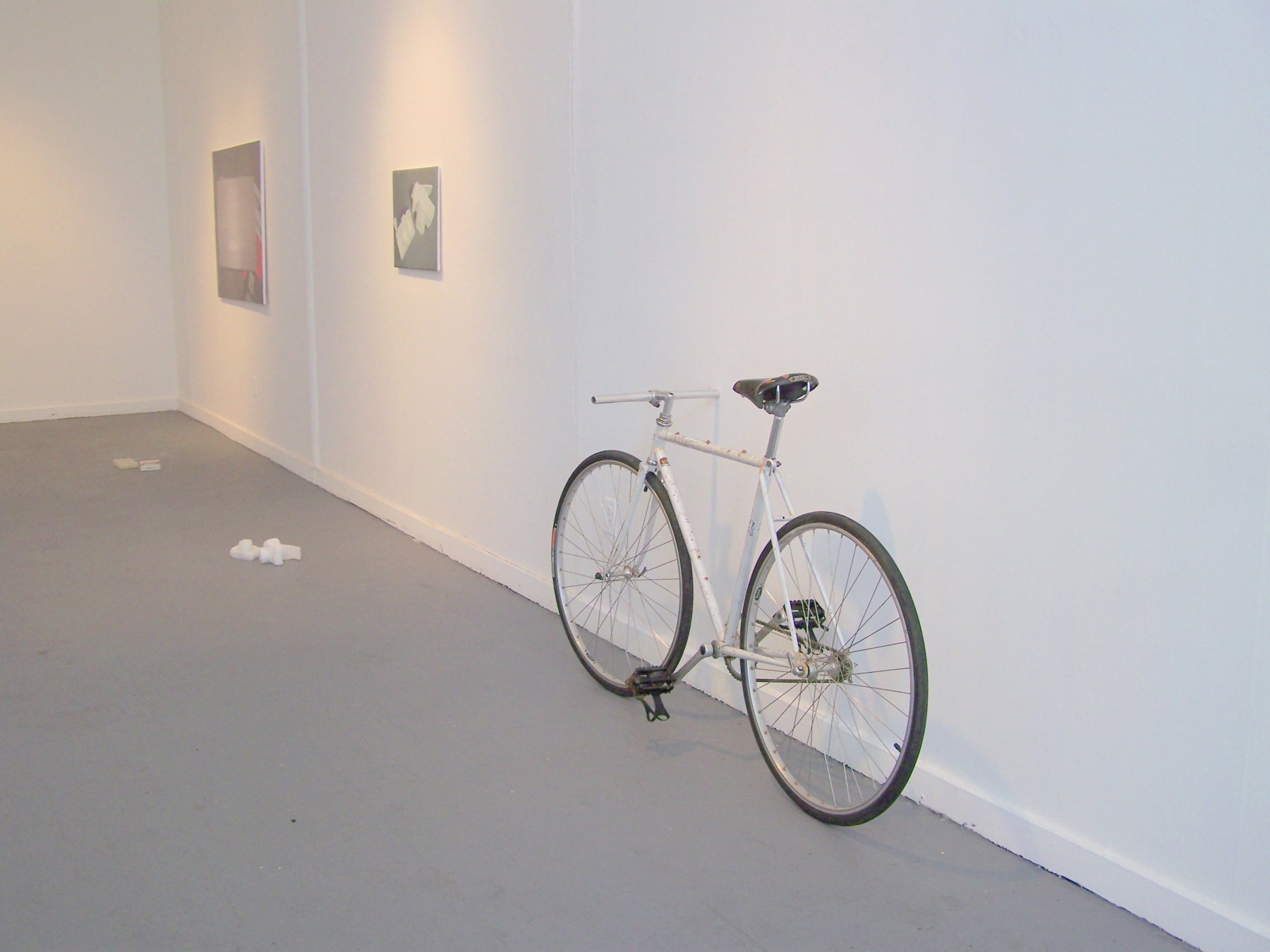 install featuring bicycle