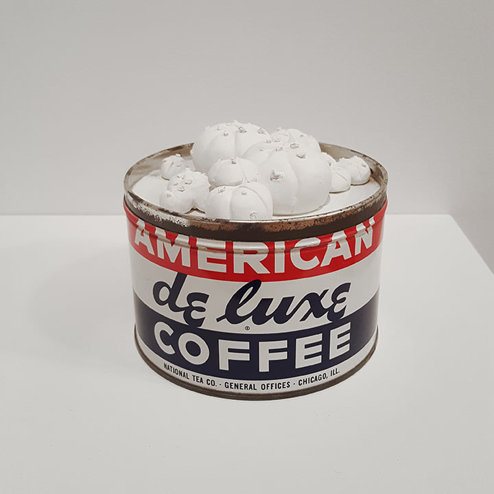 mark mann American de Luxe, 2018 Plaster and metal can 5 x 5 x 5 inches Unique