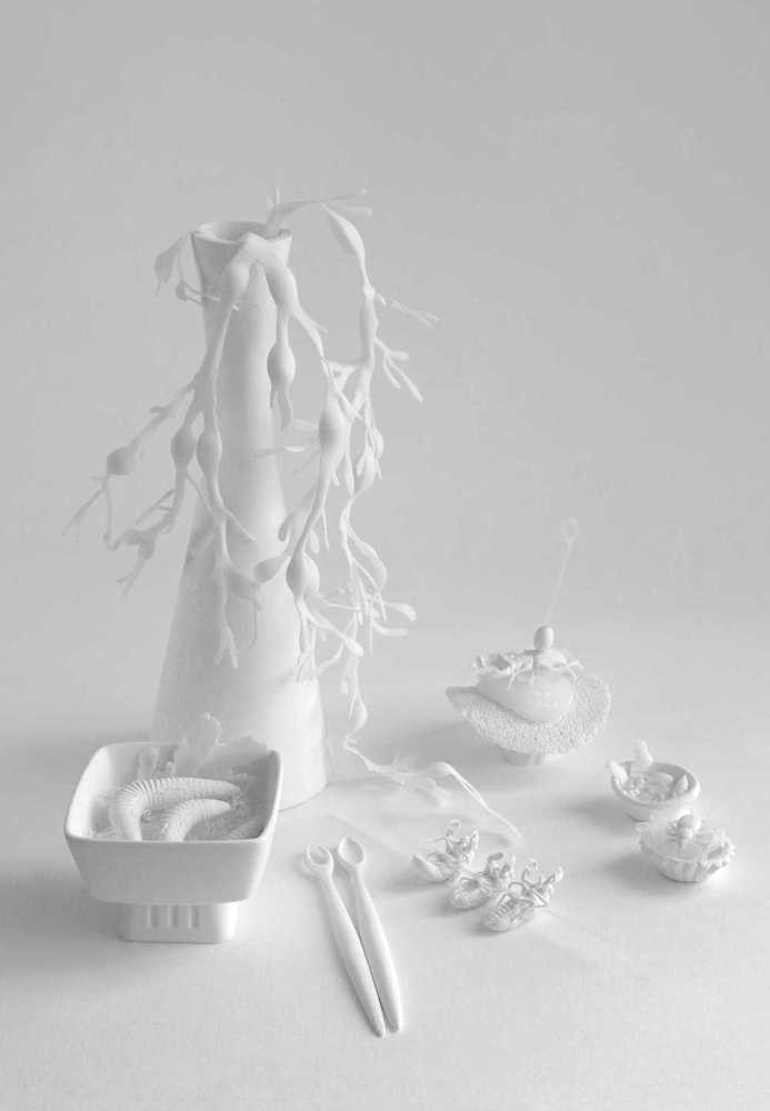 Ang&eacute;lique algues et insectes 2016 sculpture