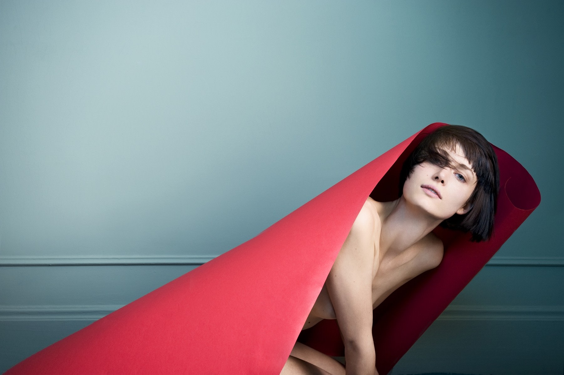 Sophie Delaporte , nude, paper, woman, Sous Les Etoiles Gallery