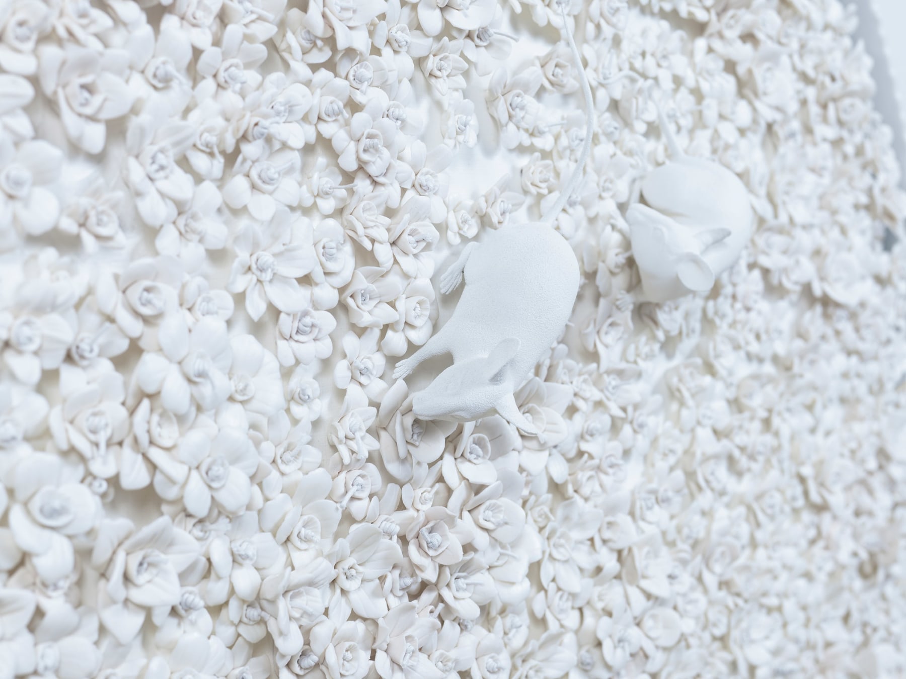 Rachel Lee Hovnanian, White Narcissus Panel with Mice T (Detail), 2016&nbsp;