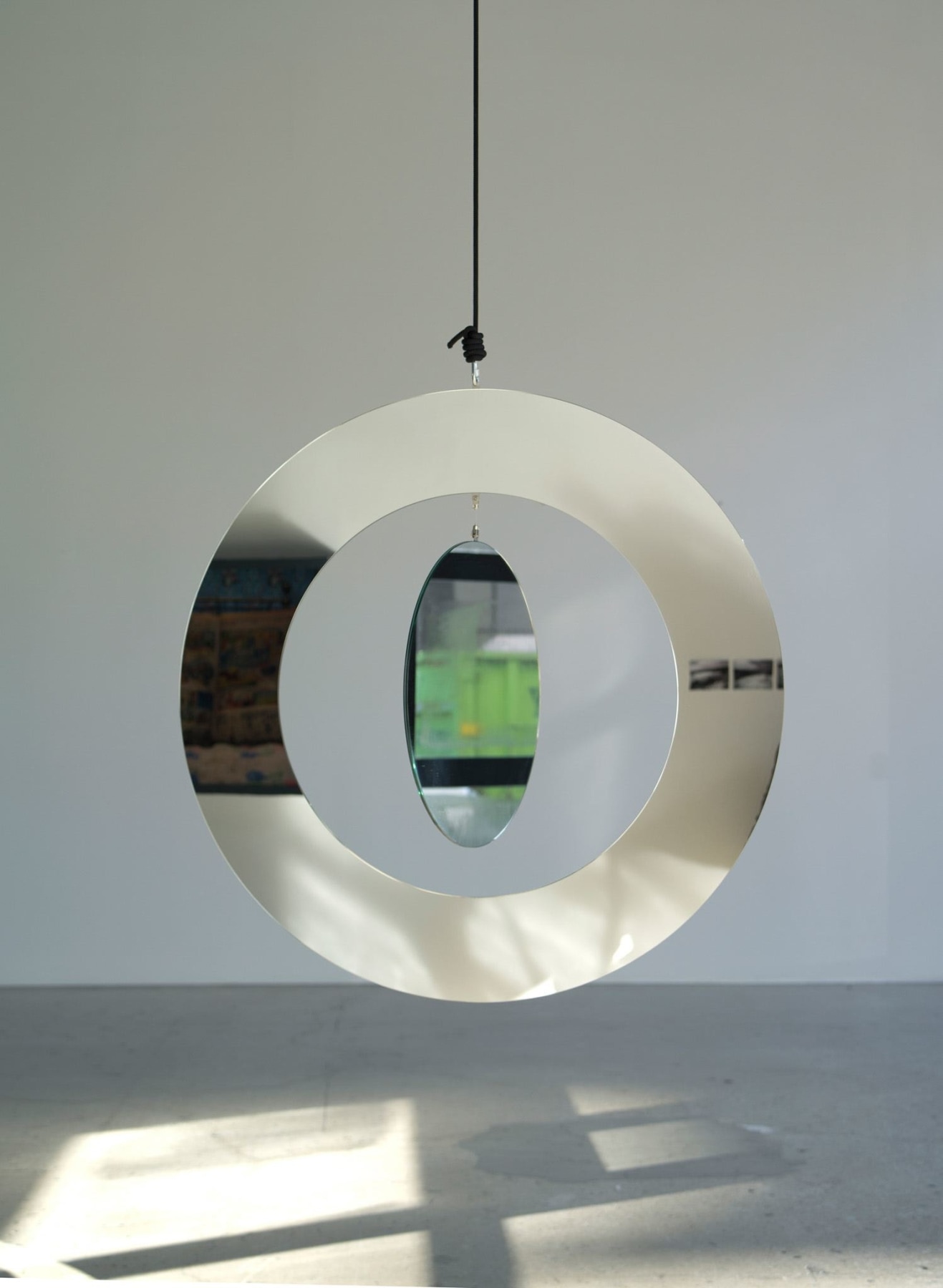 Jeppe Hein, Two in One Mirror Mobile