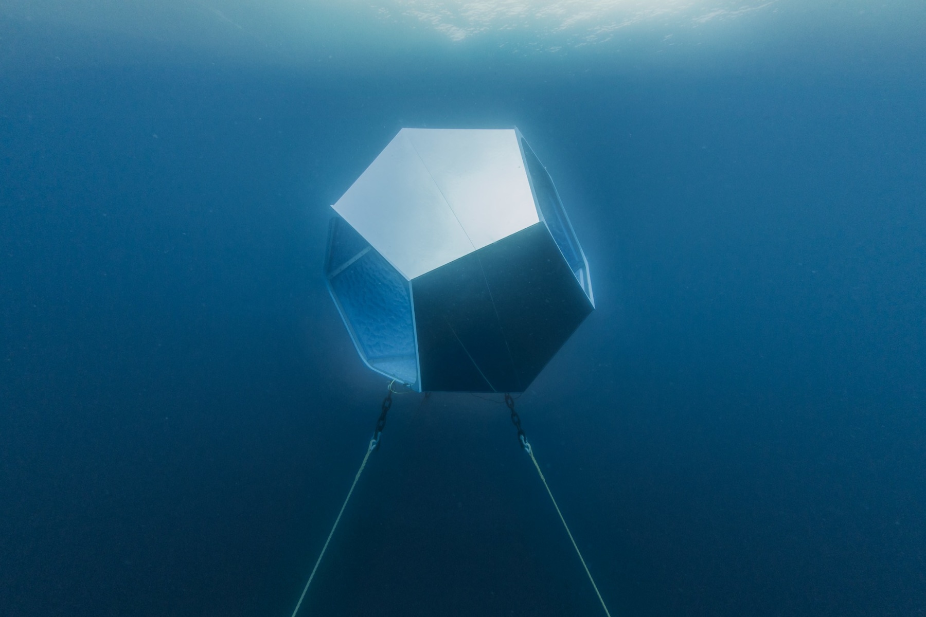Doug Aitken, Underwater Pavilions, 2016