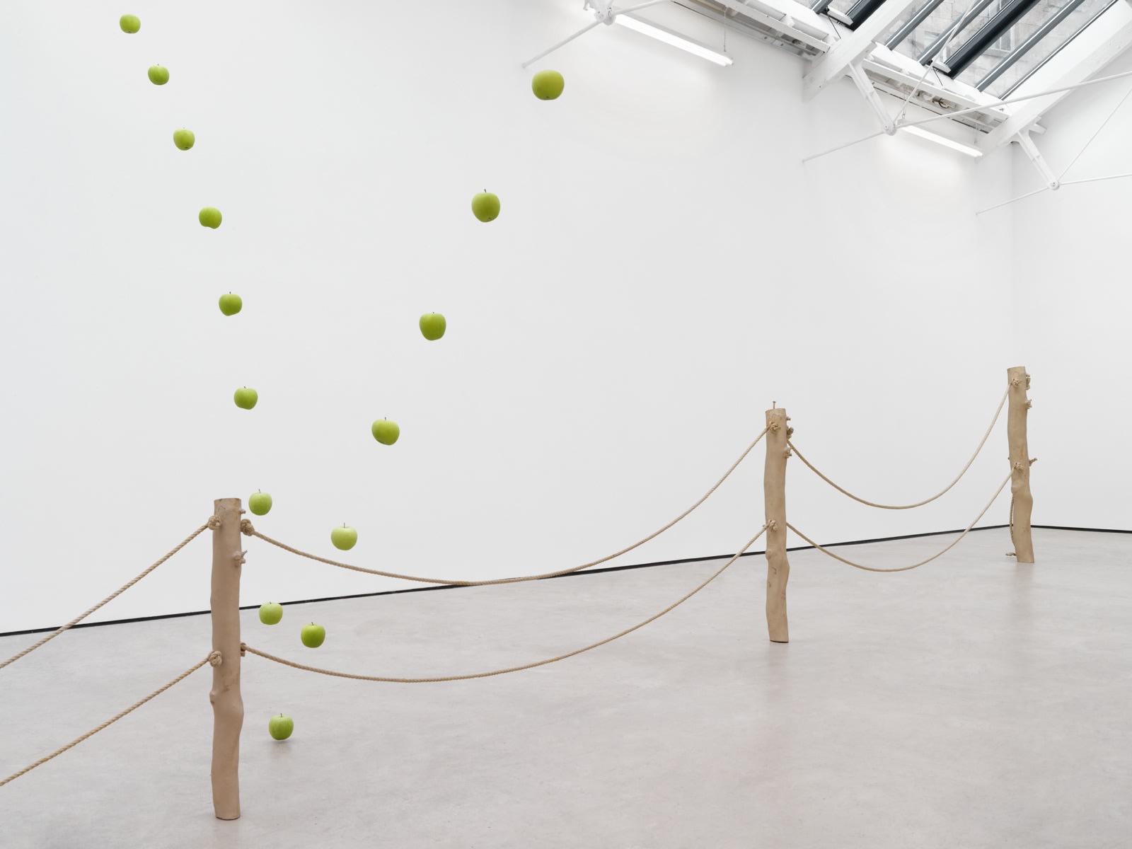 Installation view, Urs Fischer:&nbsp;&infin;,&nbsp;The Modern Institute, Glasgow, SCT, 2015