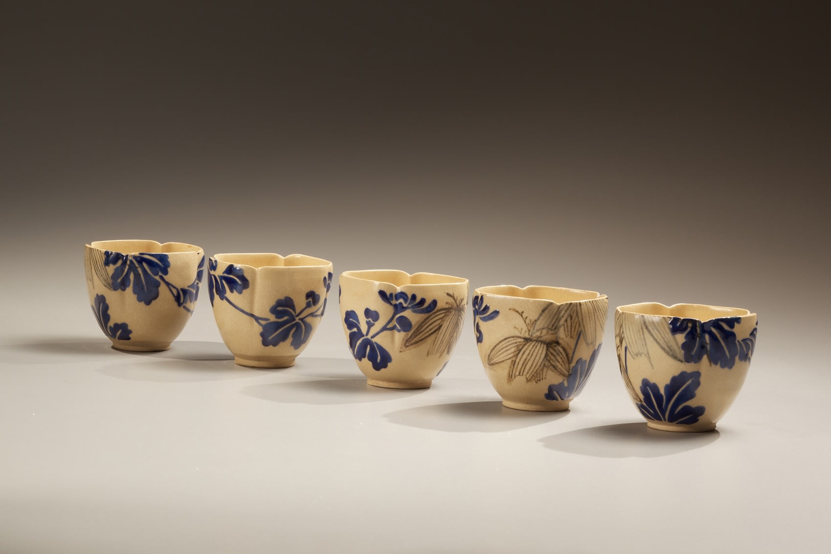 Unknown, A set of 5 small bowls of Mizoro-yaki style of Kyoto