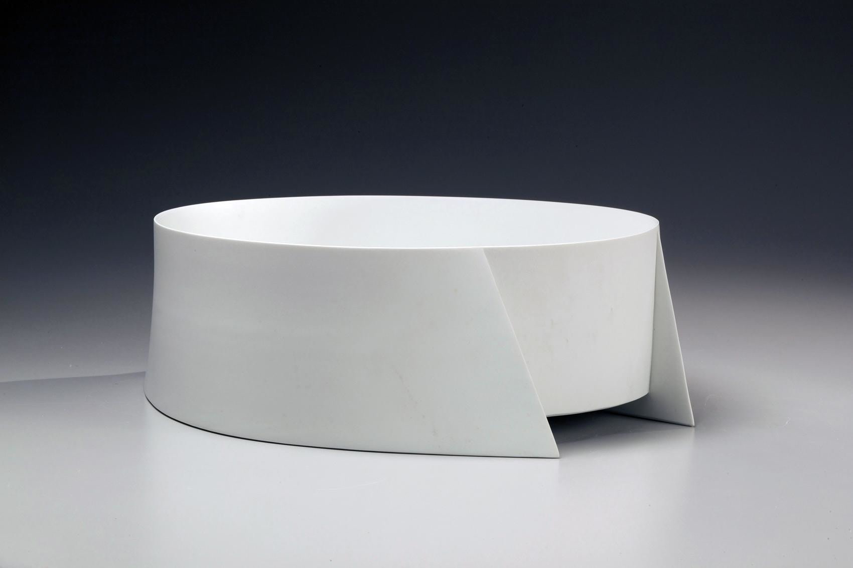 Wada Akira, Japanese white porcelain, Japanese sculpture, ca. 2011