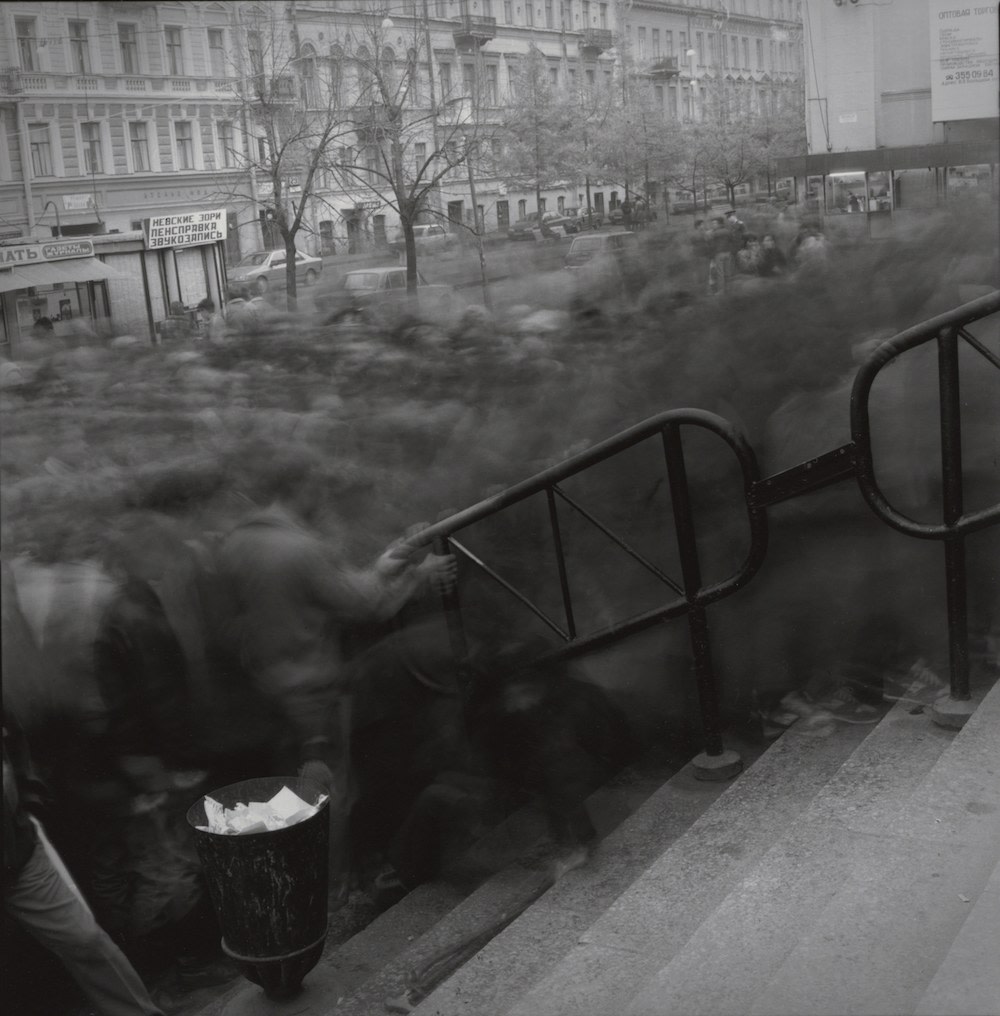 Crowd going to Vasileostrovskaya Metro Station, 1993