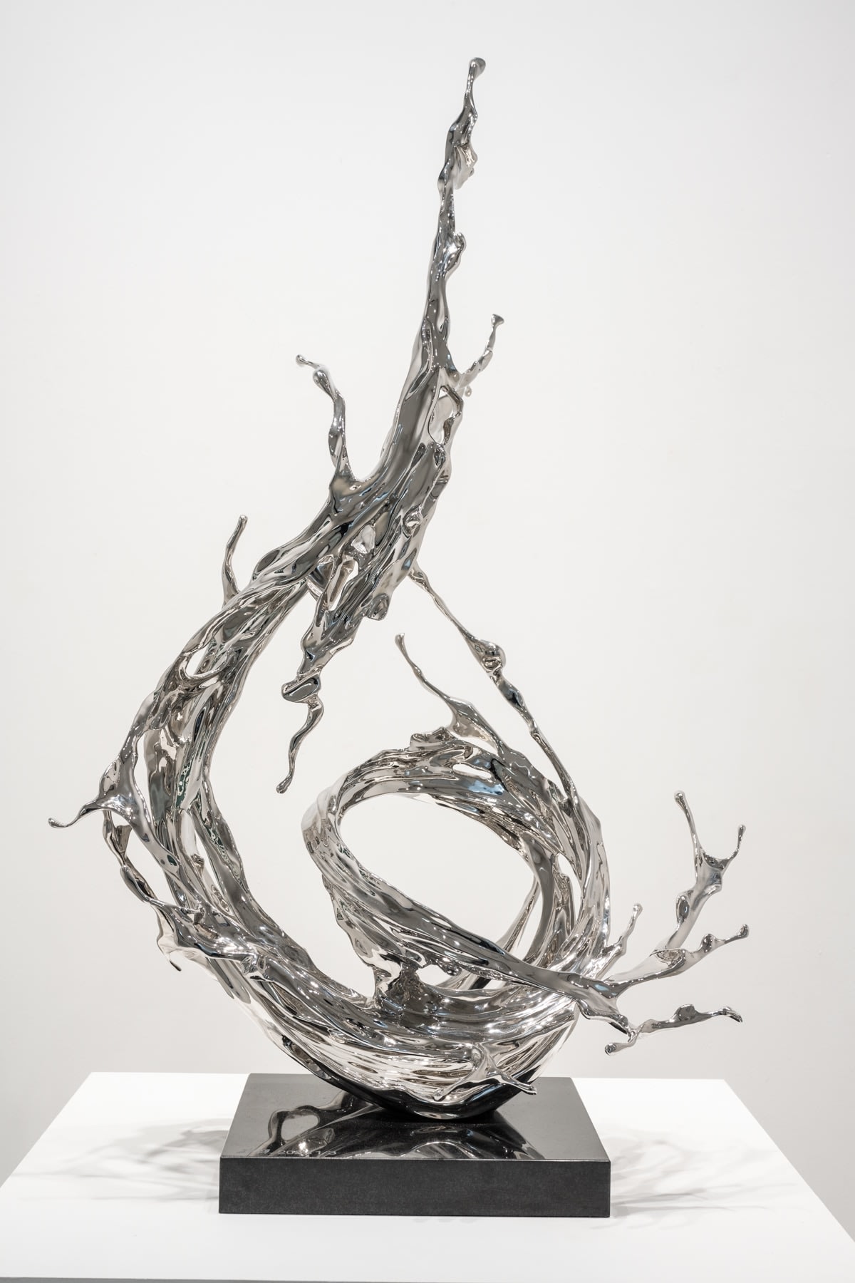 Silver River, 2023, stainless steel, 47.25 x 27.5 x 19.75 inches/120 x 70 x 50 cm