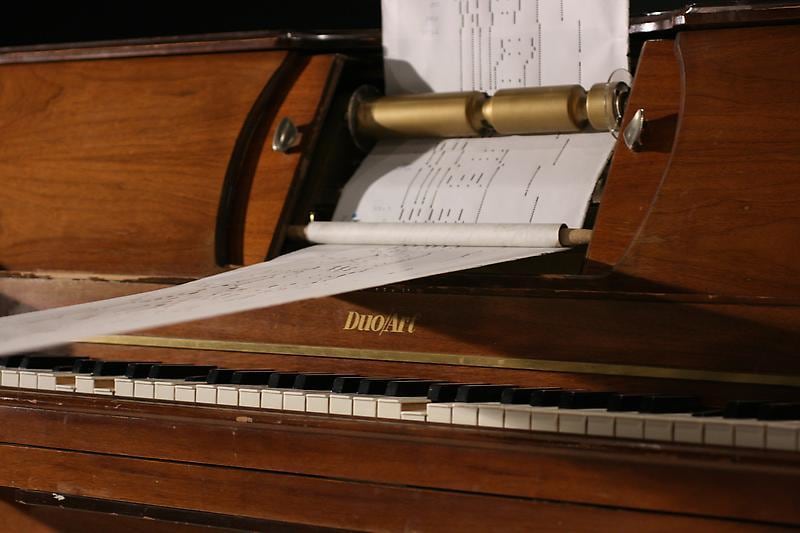 Detail of MAURICIO ANCALMO's Dualing Pianos (Agape Agape in D Minor), 2011