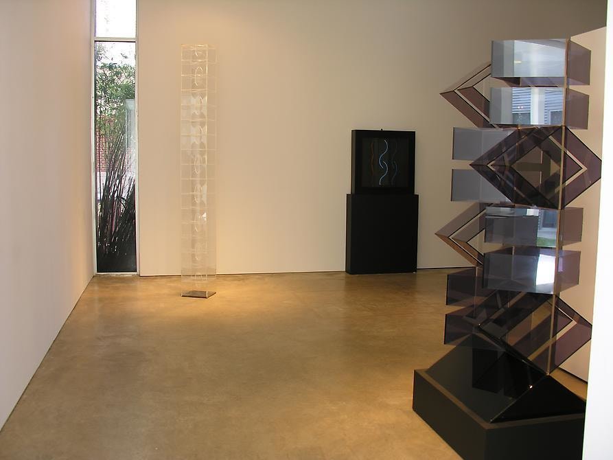 Hugo Demarco, Horacio Garc&iacute;a Rossi, Francisco Sobrino, Sicardi Gallery installation view, 2007