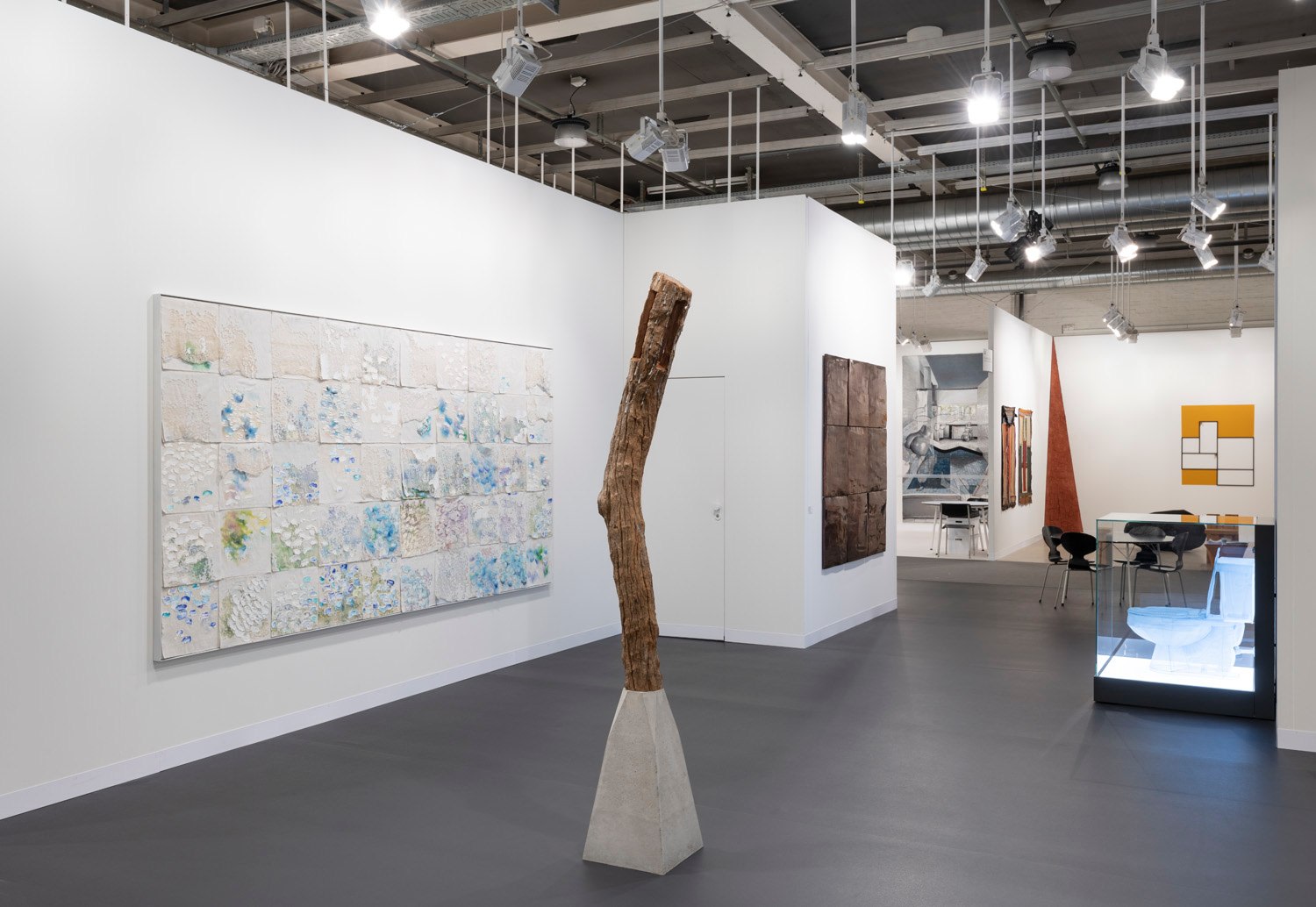 Lehmann Maupin Art Basel 2019 booth, installation view, perspective 2