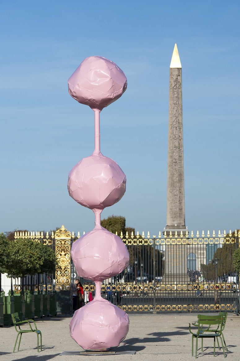 A Franz West totel in the Jardin des Tuileries.