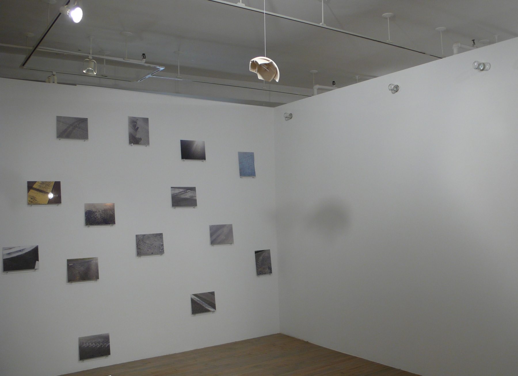 Richard Wentworth &ndash; installation view 5