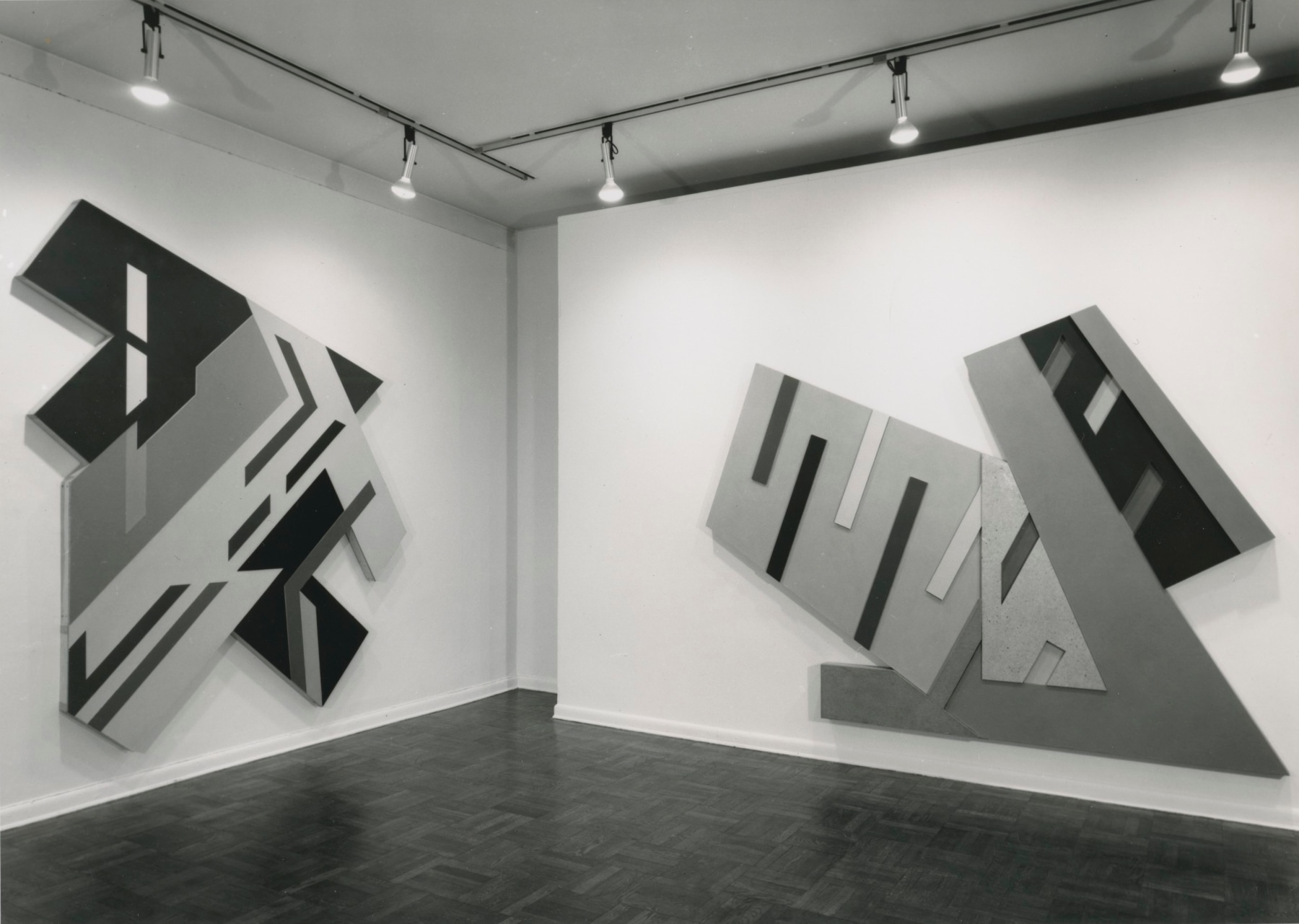 Installation view, Frank Stella, 4 EAST 77
