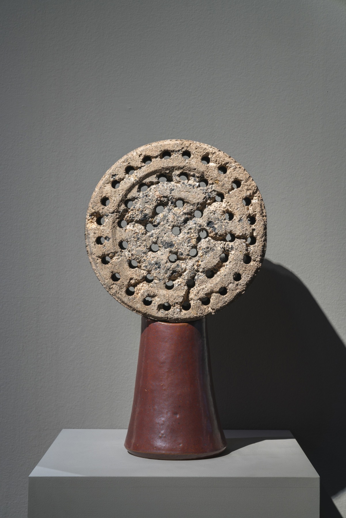 Seung-taek Lee

&amp;ldquo;Untitled&amp;rdquo;, 1965/2020

Briquette, earthenware

20 3/4 x 11 3/4 x 6 3/4 inches

53 x 30 x 17 cm

LEE 4