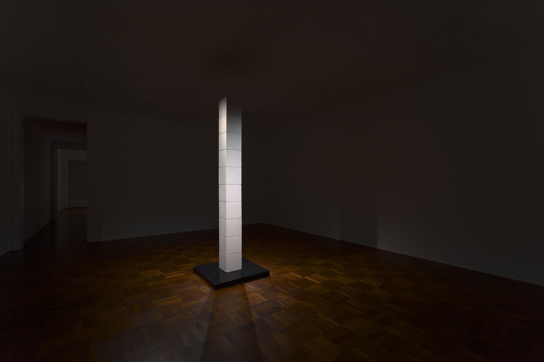 JAMES LEE BYARS, The Figure of Death and The Moon Column, New York, 2015, Installation Image 4