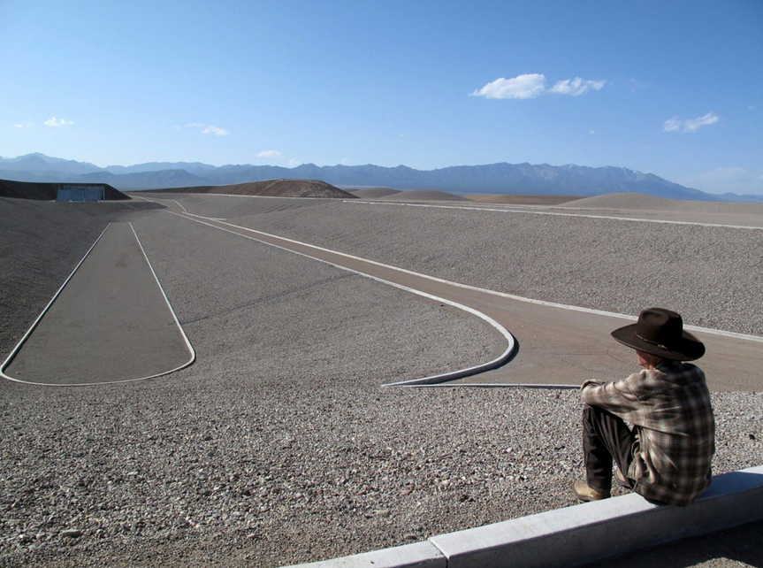 Michael Heizer: An American in Valais -  - Viewing Room - From the Research Department