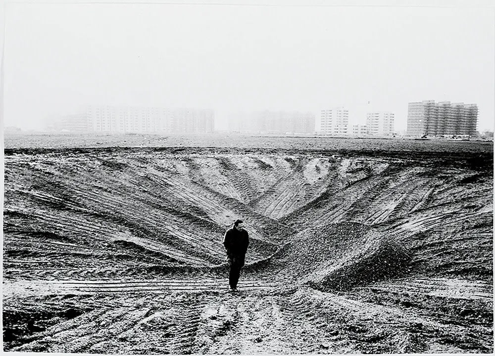 Michael Heizer: An American in Valais -  - Viewing Room - From the Research Department