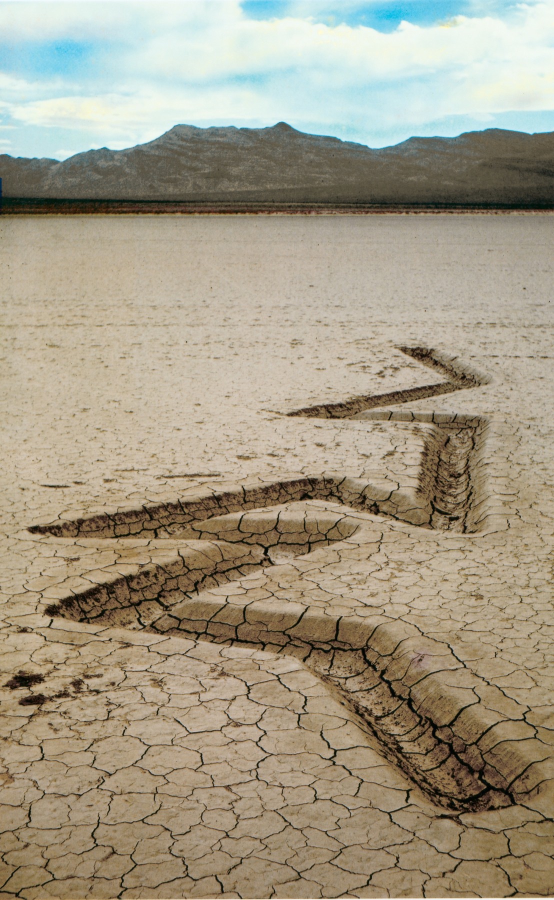 Michael Heizer: An American in Valais -  - Viewing Room - From the Research Department