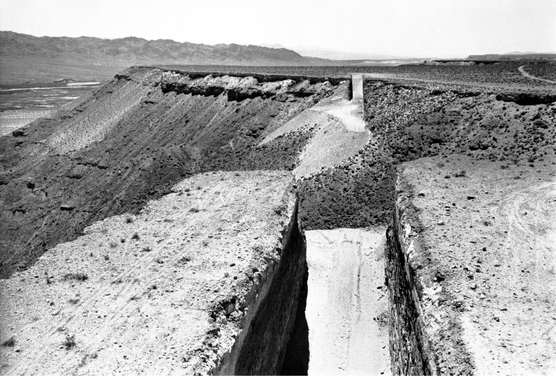 Michael Heizer: An American in Valais -  - Viewing Room - From the Research Department