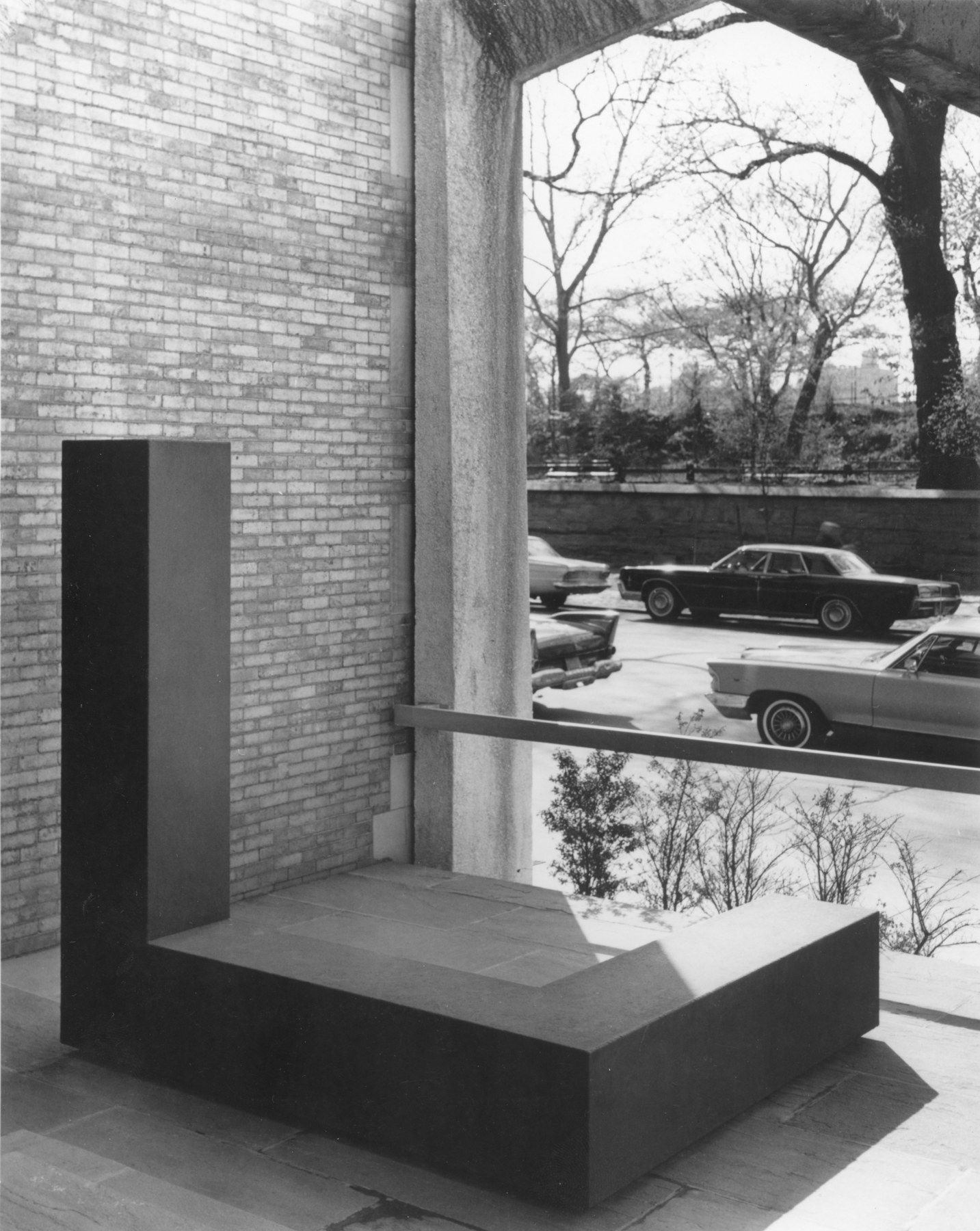 Primary Structures: Younger American and British Sculptors - The Jewish Museum - Exhibitions - Tony Smith Estate