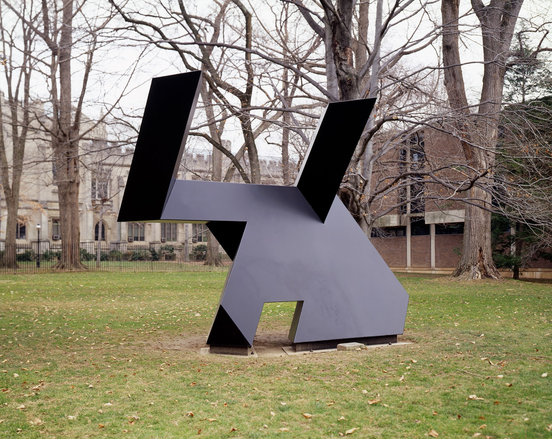 Steel, painted black
11 ft. 6 in. &amp;times; 15 ft. &amp;times; 7 ft. 4 in. (350.5 &amp;times; 457.2 &amp;times; 223.5 cm), edition 1/3
John B. Putnam Jr. Memorial Collection, Princeton University, NJ