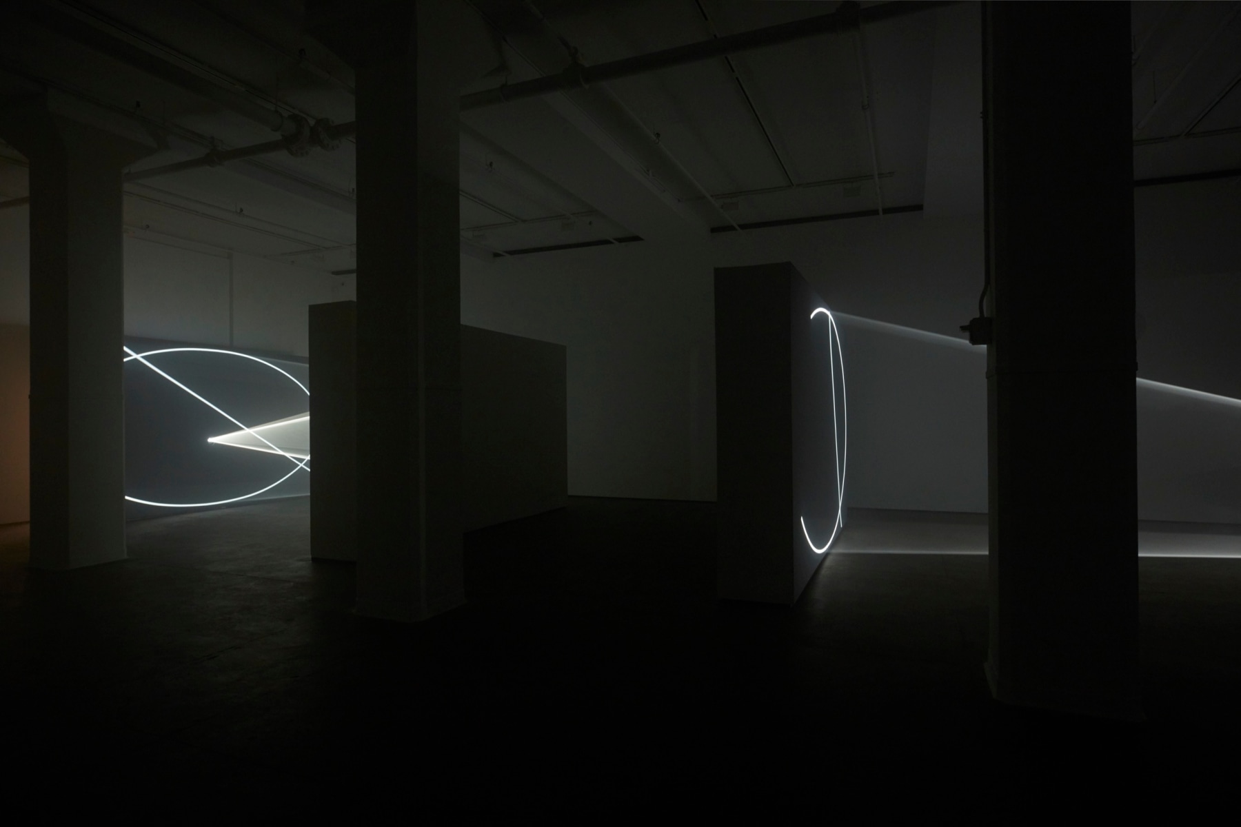 Installation view of&nbsp;Anthony McCall: Split Second&nbsp;at Sean Kelly, New York