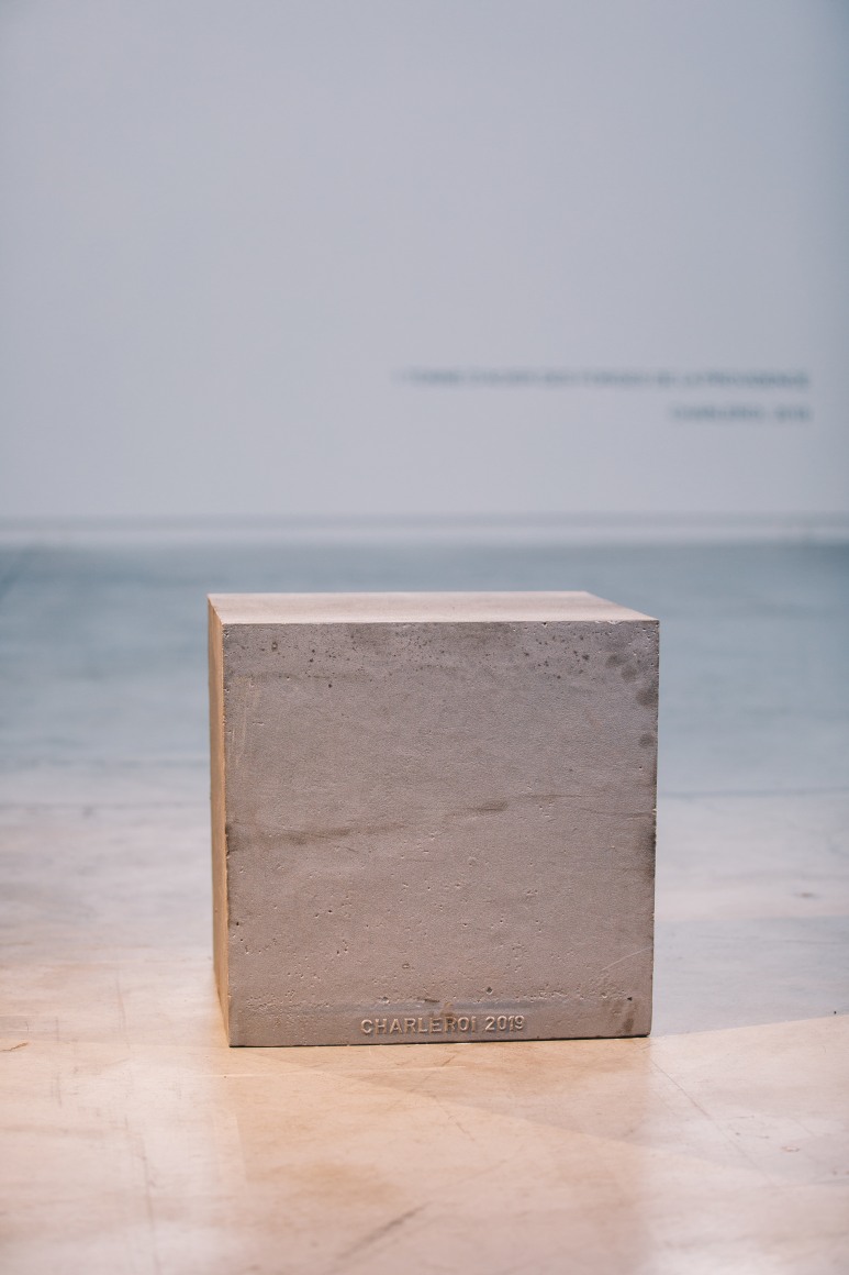 TERESA MARGOLLES, 1 Tonne, Forges de la Providence, 2019