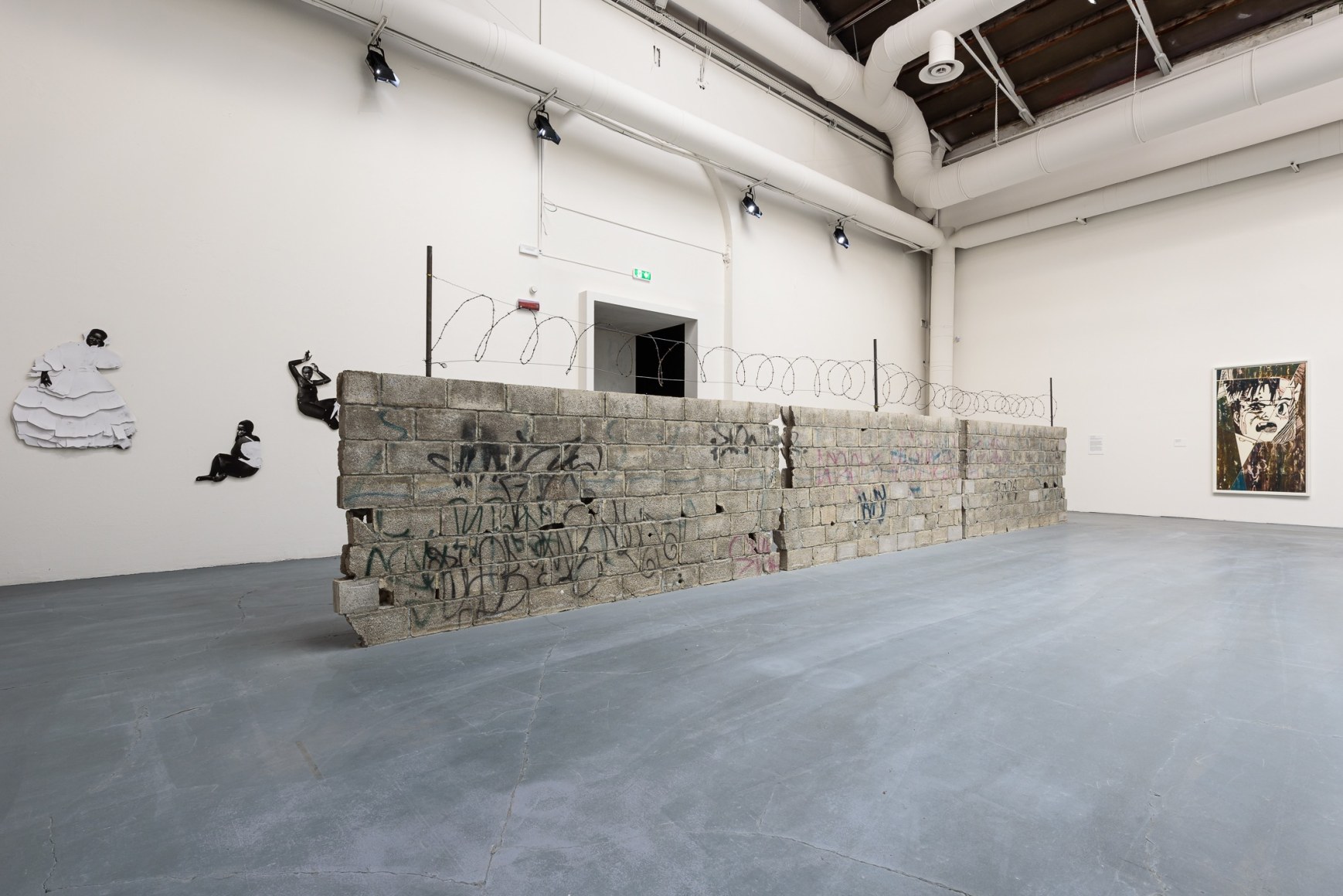 TERESA MARGOLLES Muro Ciudad Juárez